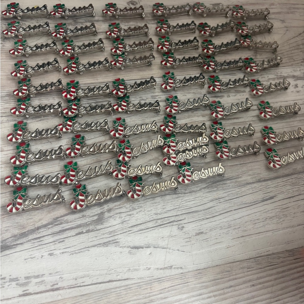 Vintage pin lot